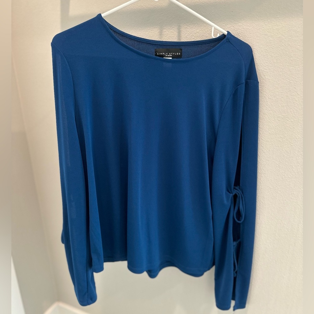 Simply Styled Top